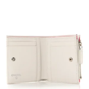 Chanel Caviar Quilted Small 19 Wallet White And Pink detail1