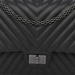 Chanel Chevron Quilted Sheepskin Medium 2.55 Reissue 226 Flap So Black detail1