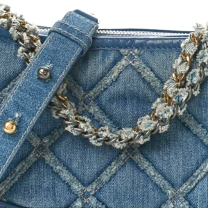 Chanel Denim & Calfskin Small Gabrielle Hobo Blue detail2