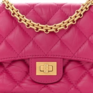 Chanel Quilted Aged Calfskin 2.55 Reissue Phone Holder With Chain Fuchsia detail2