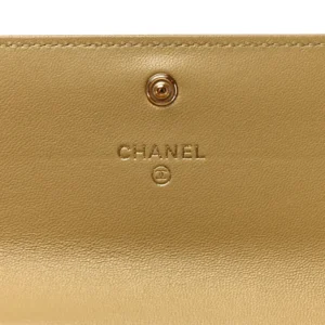 Chanel Quilted Lambskin Chanel 19 Flap Wallet Light Green logo1