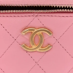 Chanel Quilted Lambskin Small Pick Me Up Vanity Case Pink detail4