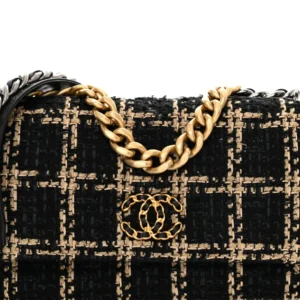 Chanel Quilted Tweed Chanel 19 Wallet On Chain (WOC) Black And Beige detail1